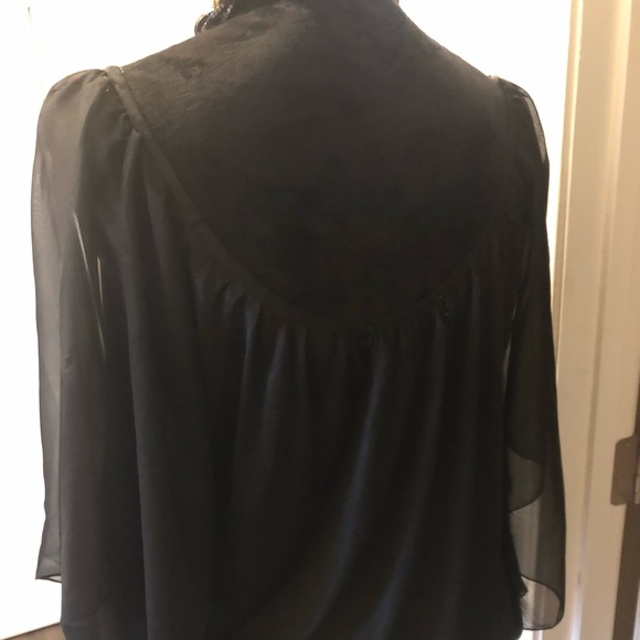 Misses flowy, shear sleeve top - Picture 2 of 4